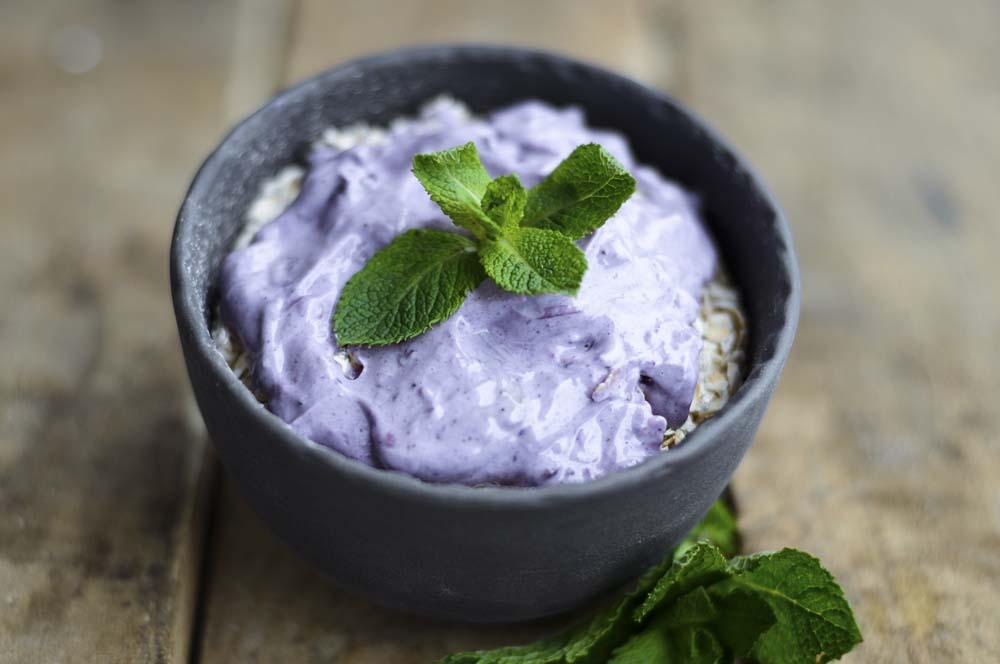 Berry, Cinnamon & Oat Protein Yogurt
